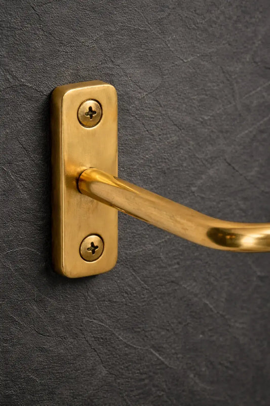 Solid Brass Toilet Roll Holder – Minimalist Wall-Mounted Design