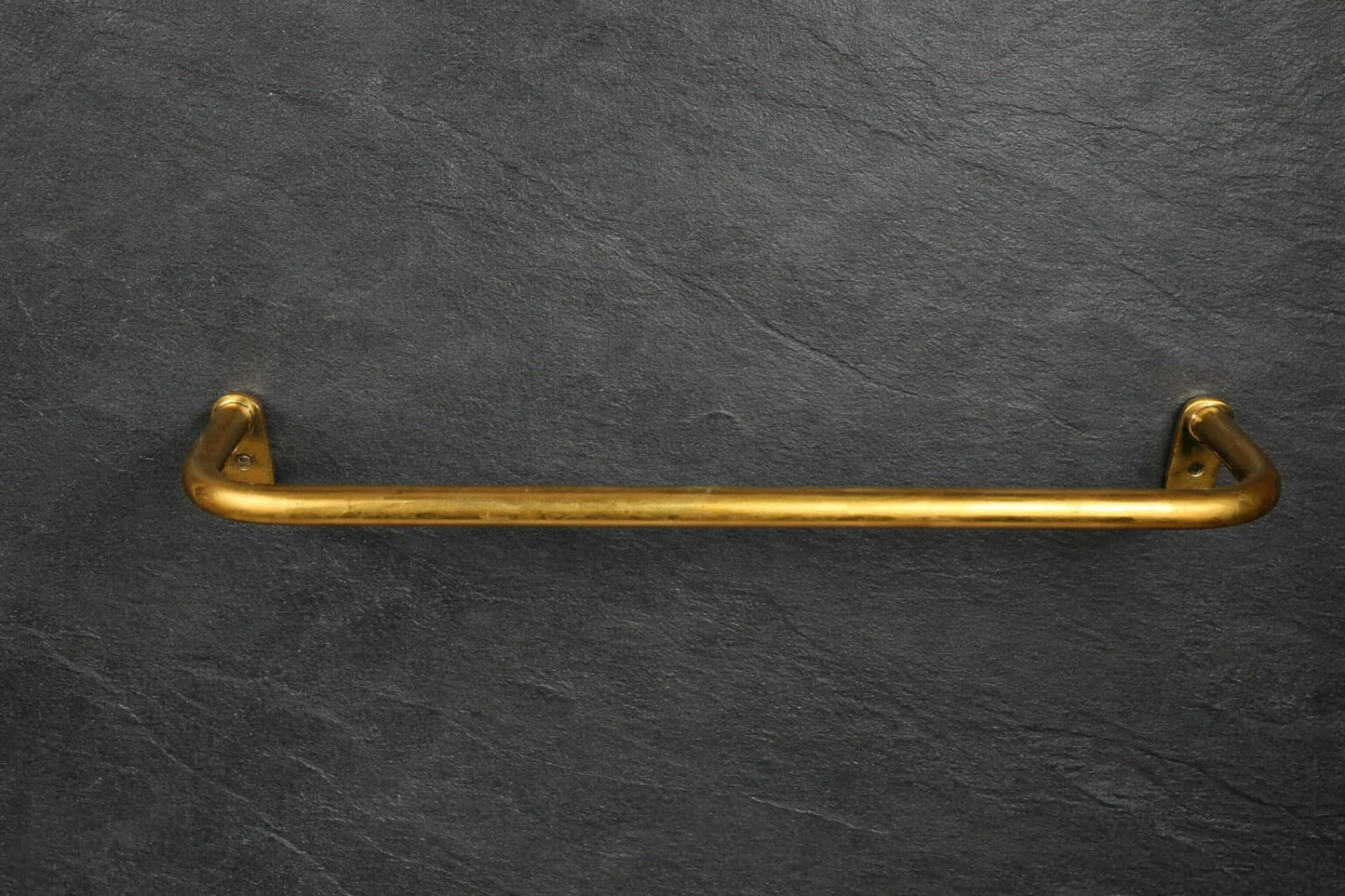 solid brass curtain rod with rings detail